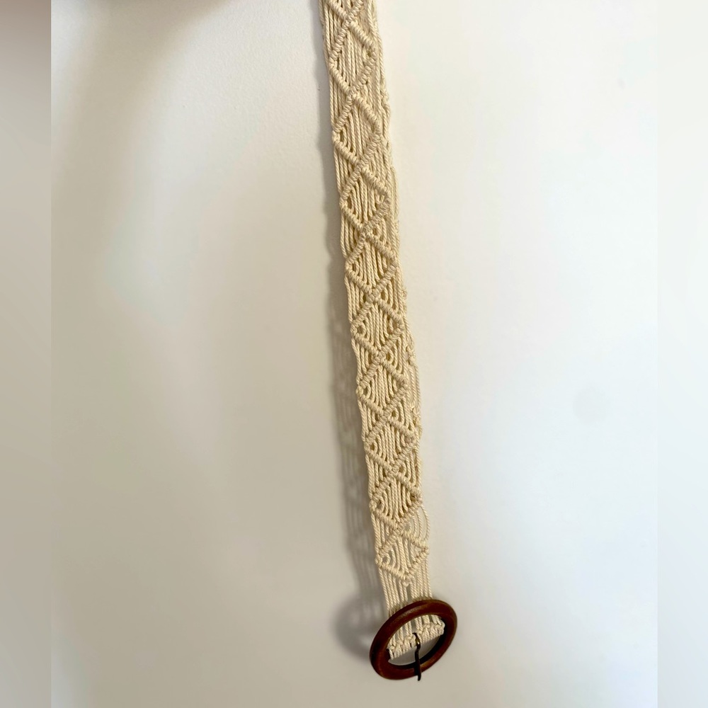 Crochet belt